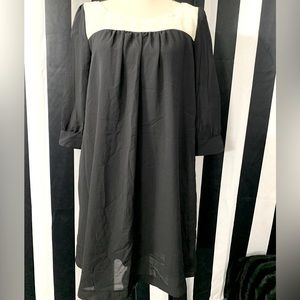 2/$15- H&M Black & White Dress